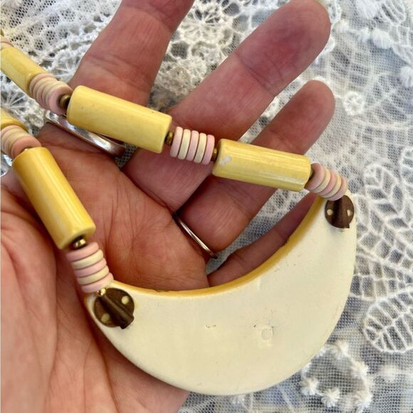 Vintage 70’s Painted Transfer Enamel Necklace - Picture 7 of 12